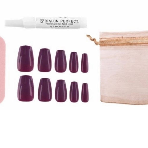 Salon Perfect Mani TOGO Reusable Nail Set (3) - Picture 2 of 3